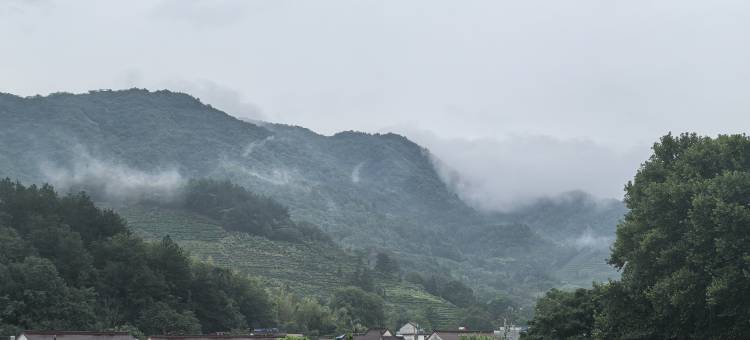 少间·半书舍民宿(庐江汤池温泉度假区店)图片
