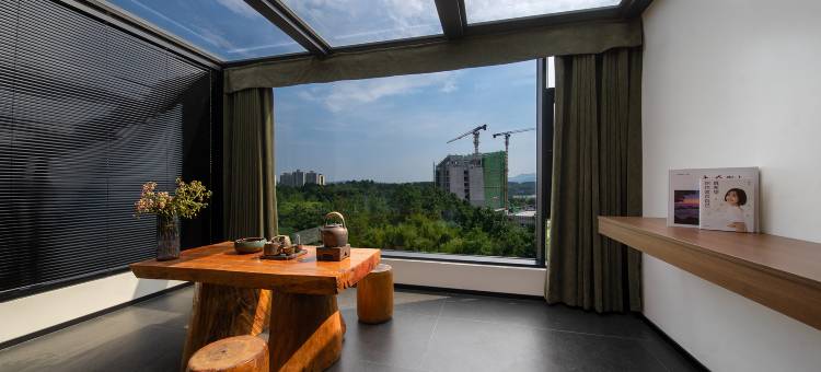 简意酒店(南岳里景区店)图片