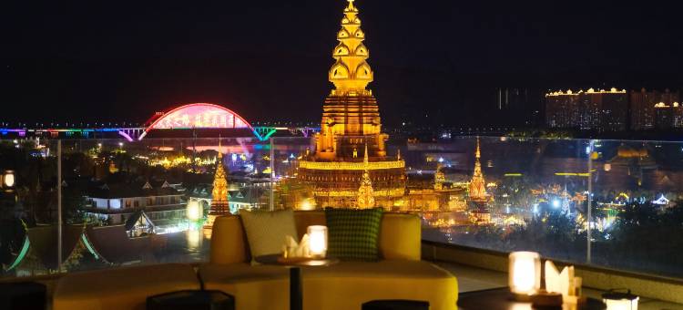 西双版纳告庄voco酒店(景洪市告庄星光夜市店)图片