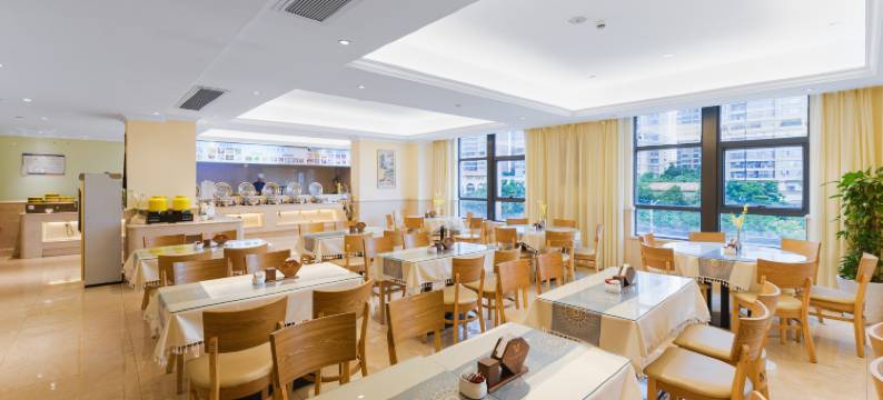 维也纳国际酒店(南宁普罗旺斯金阳路地铁站店)图片