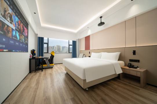 逐鹿影奢电竞酒店(火车站朝阳广场店店)