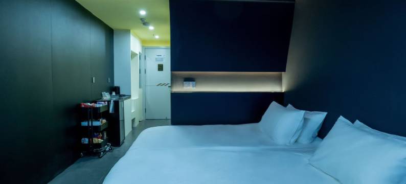 鹿也电竞民宿图片