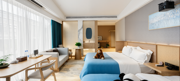 一宅新中式合院·智能客控丨设计师美学轻奢酒店(雅安高铁站店)图片