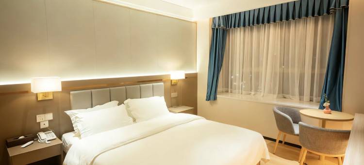 广宁小叶时尚酒店图片