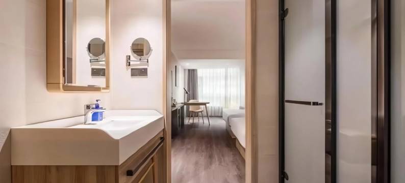 汉庭优佳酒店(西宁火车站省人民医院店)图片