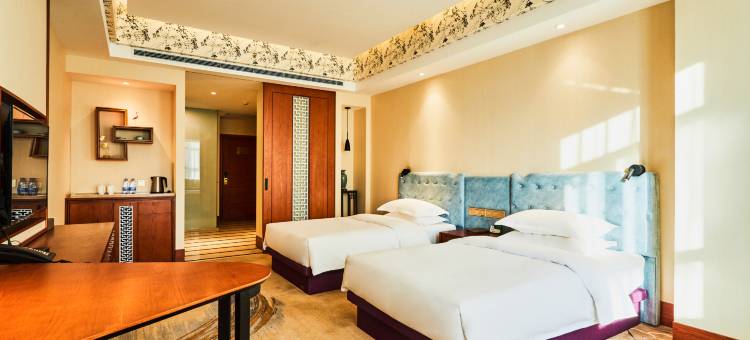 新闻悦海大酒店(菏泽火车站店)图片