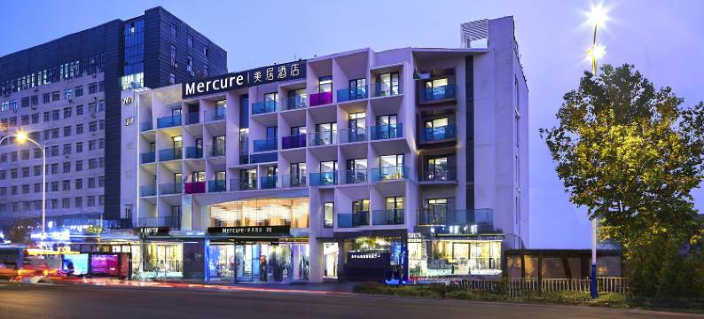 泰安万达广场美居酒店图片