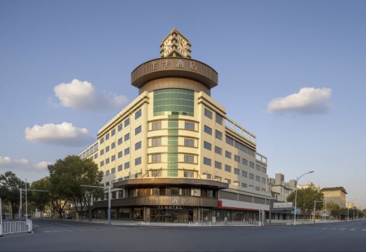 JI Hotel (Xiuning Qiyunshan West Avenue)Hotel Overview