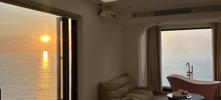 海岸线·23°悬崖民宿(南澳海泉湾店)图片