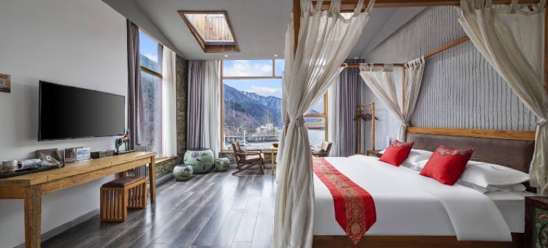 四姑娘山牧云客栈图片