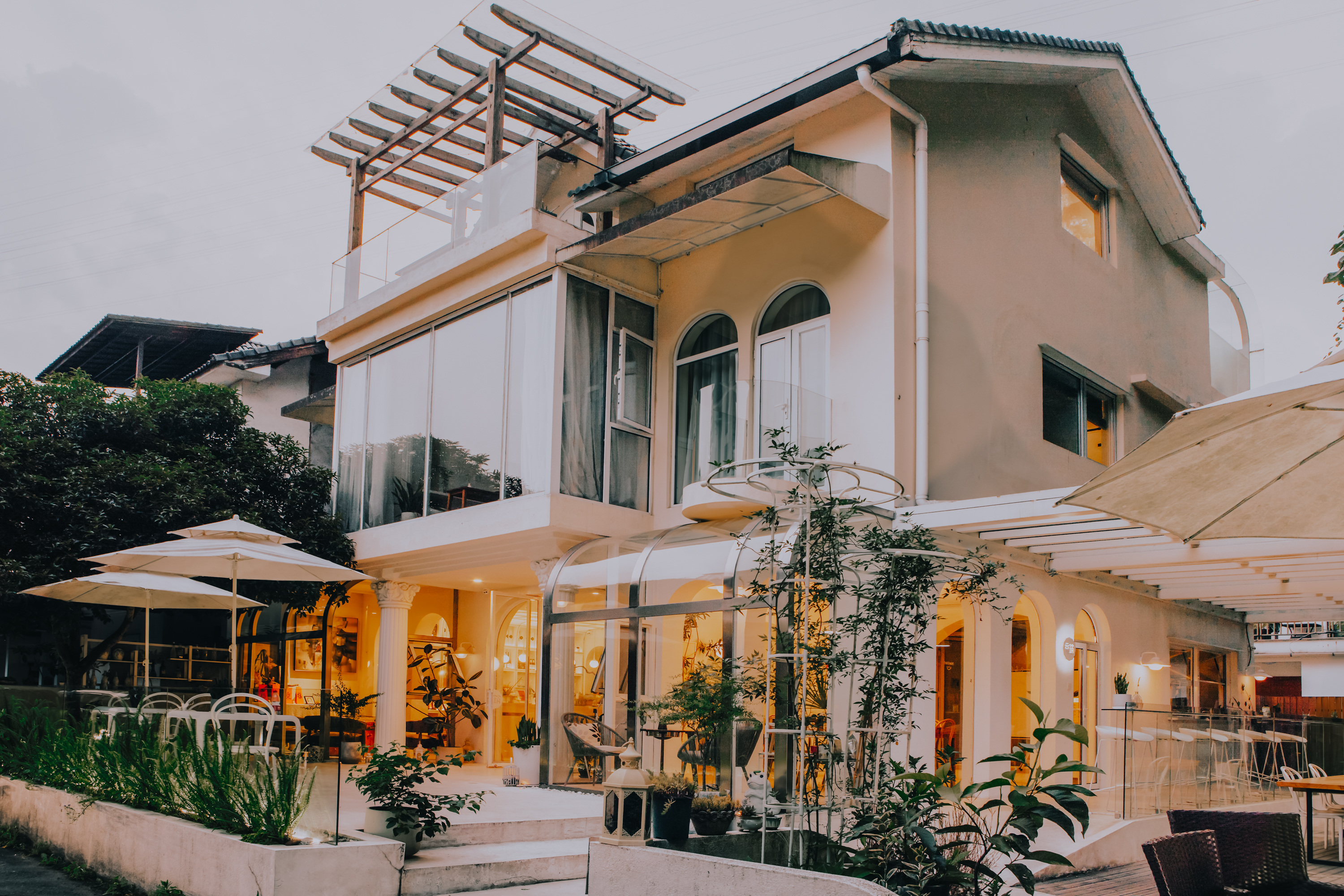 Hangzhou Highland Barley Garden Hostel Over view