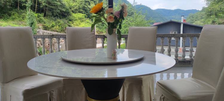 千谷·花屿山居图片
