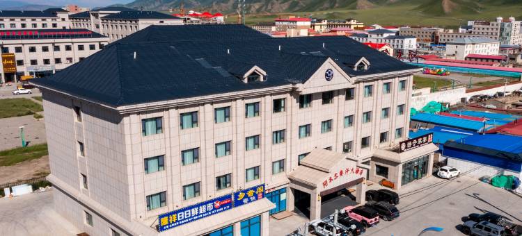 巴音布鲁克阿木尔赛汗大酒店图片