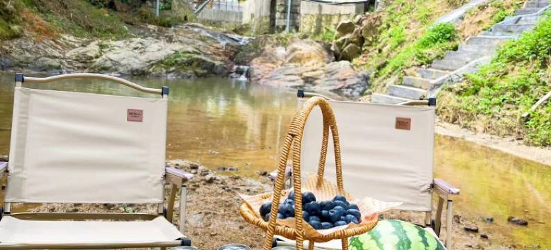 佛冈觅溪溪里露营地图片