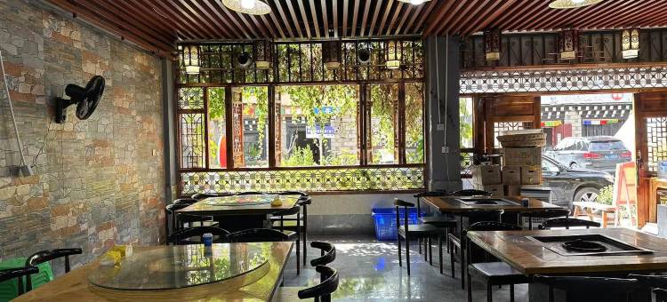 念想酒店(香格里拉镇稻城亚丁景区店)图片