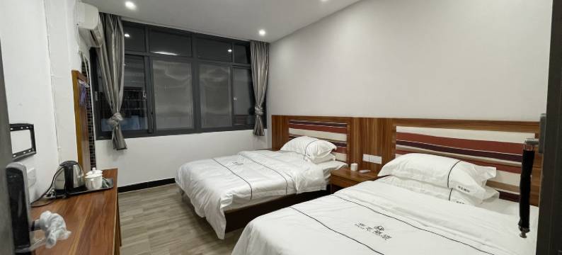 华艺酒店(上犹商贸城店)图片