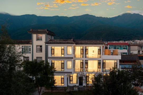 大理MKS摩可沙·七又海景美宿(洱海生态廊道店)图片