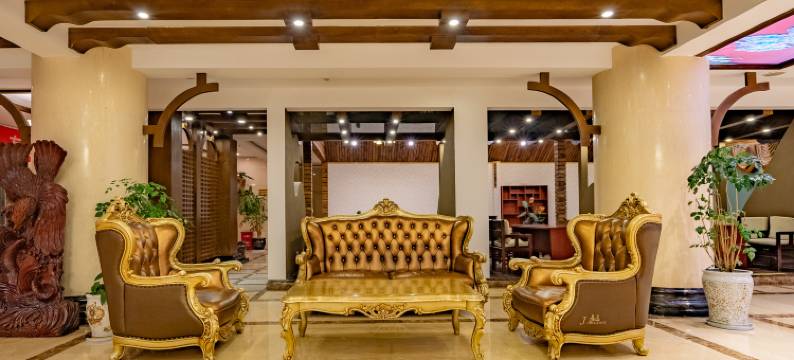 楚雄银恒假日主题酒店图片