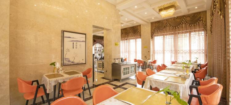 西双版纳景洪东南苑酒店(曼听公园总佛寺店)图片