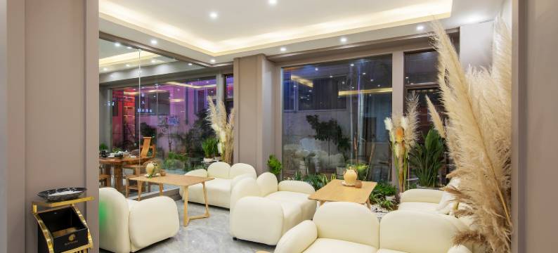 大理双海月海景酒店(兴盛大桥店)图片