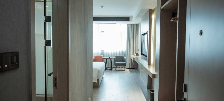 泊曼酒店(洞口汽车总站店)图片