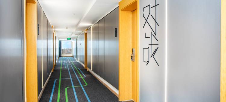 网鱼电竞酒店(盐城大庆路金鹰国际购物中心店)图片