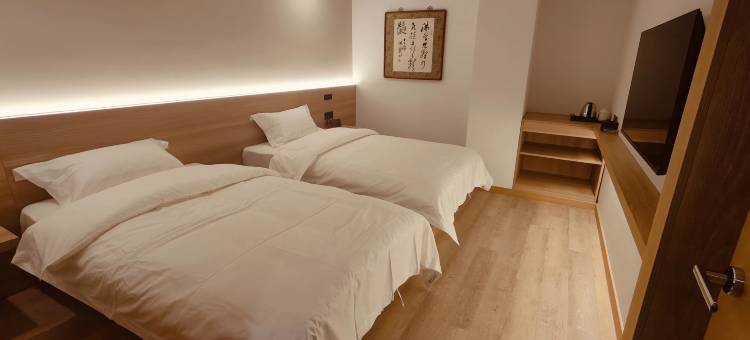 通辽华钰商务宾馆(火车站店)图片