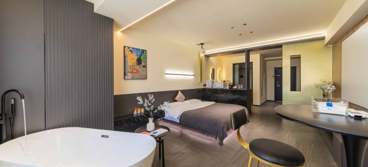 缘宿·设计师投影民宿(大同高铁南站方特店)图片