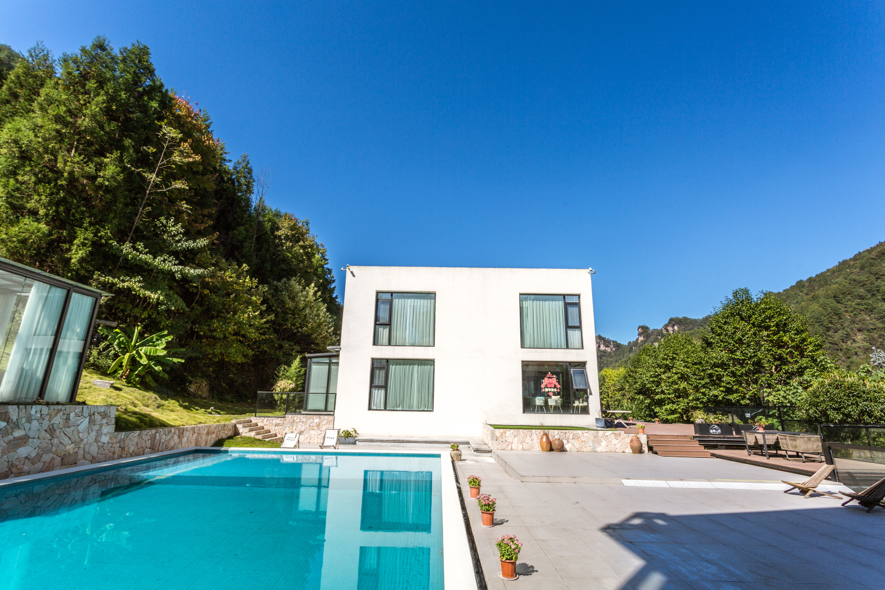 Shiye Shanju Hostel Hotel Overview