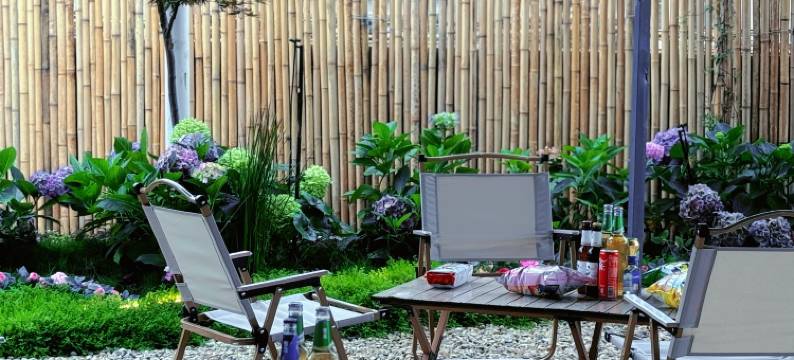 西浔·MAX影视·云上花园酒店(六盘水高铁站人民广场店)图片