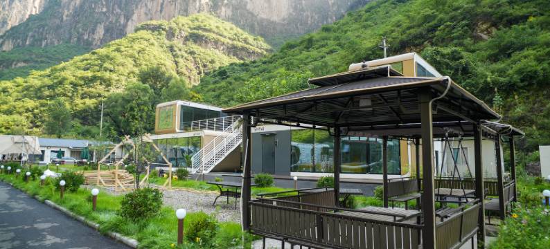 时间之外太空舱露营基地(太行山八泉峡店)图片