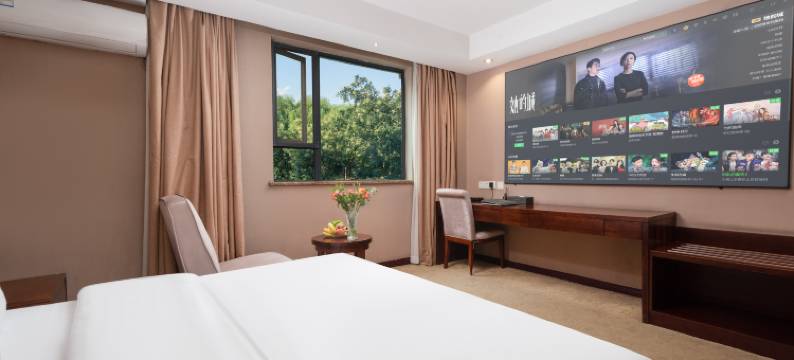 汤池锦悦酒店(武汉科技大学青山校区建设二路地铁站店)图片