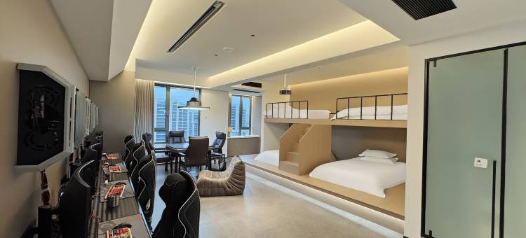 晞悦电竞民宿(泰州万象城店)图片