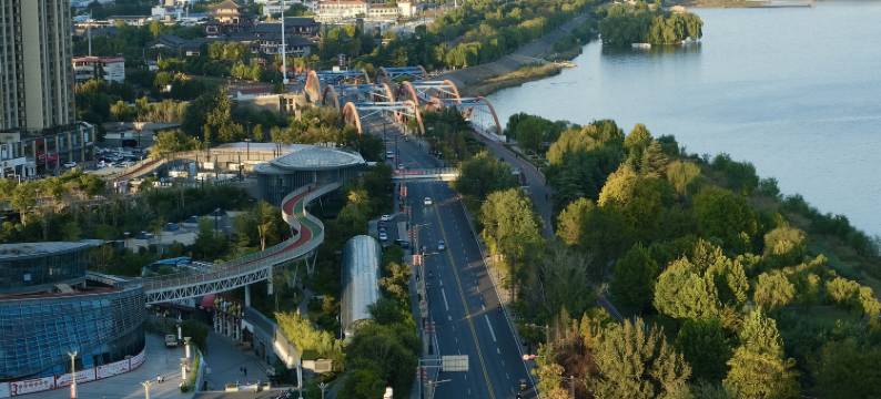 洛禾・云舍|一线河景Designer奢品酒店(珠江路美食广场万达店)图片