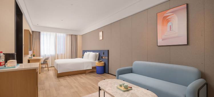 兰欧尚品酒店(阳泉平定县综合办公大楼青银高速出入口店)图片