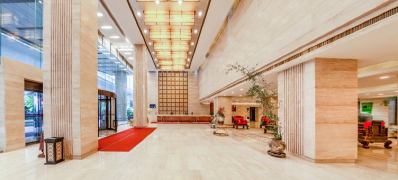 武汉雄楚国际大酒店(华中师范大学店)图片