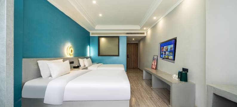 香海润达铂金大酒店(上饶万达广场步行街店)图片