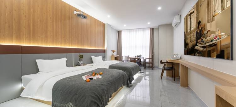 铂曼酒店(东阿澳林家具城市广场店)图片