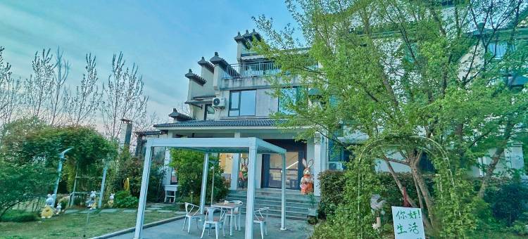 咕咚夫妇的小院图片