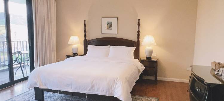 岑巩埃菲艺术酒店图片