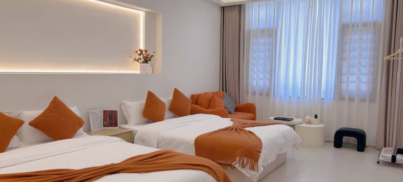 云领轻居美宿(南门湾店)图片