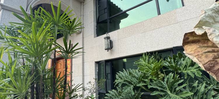 广州柒月民宿(宝墨园店)图片