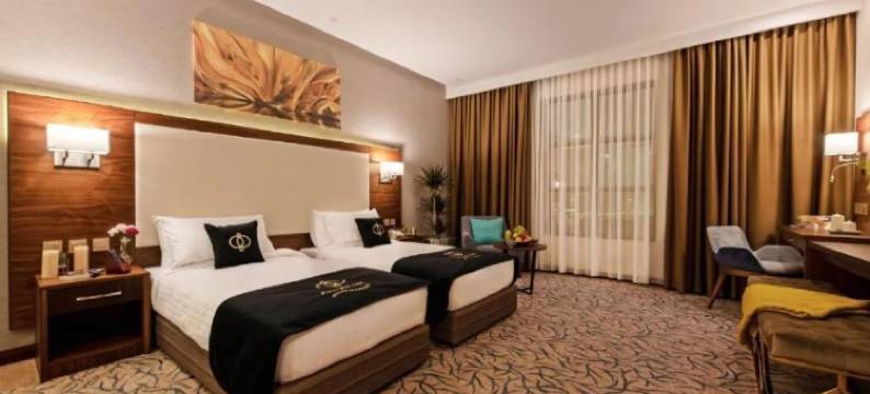 星期天翡翠酒店(Sunday Emerald Hotel)图片