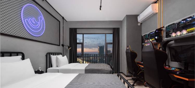 香蕉S设计酒店(广州宝能演艺中心萝岗地铁站店)图片