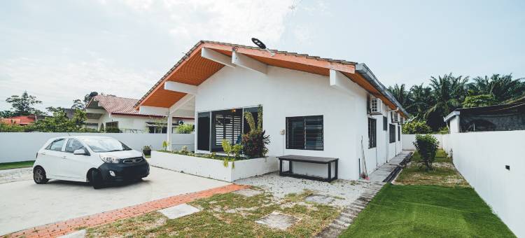 Batu Pahat w Pool table & Karaoke Villa 4BR 16pax图片