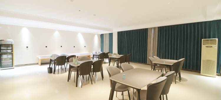 都市花园酒店(喀什古城万达广场店)图片