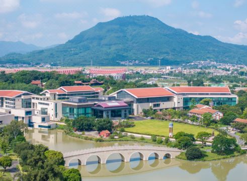 片仔癀温泉酒店（漳州古城店）外景图