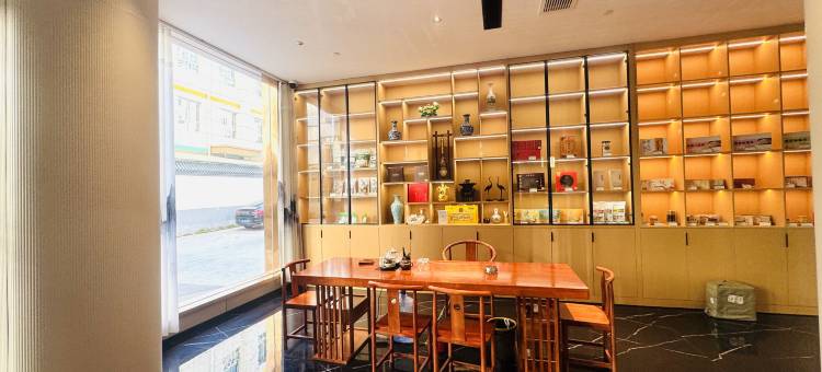 宕昌水岸阳光大酒店(滨河东路店)图片