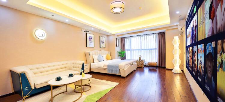 爱丽丝Alice影音城景公寓(青年大街彩电塔店)图片