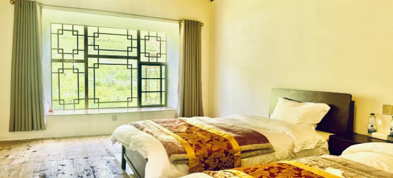 格聂雪域之家民宿图片